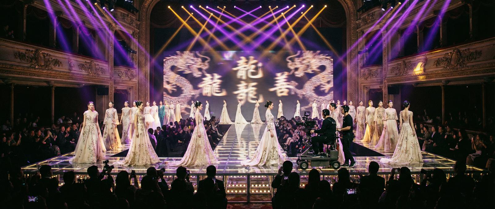 小马拉大车红毯走秀传媒全景